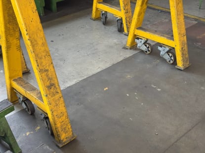 2 Heavy-Duty Support Stands - Image 4