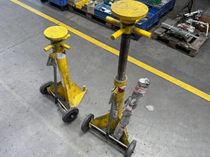 Butt TS30 2 Heavy-Duty Support Stands - Image 15