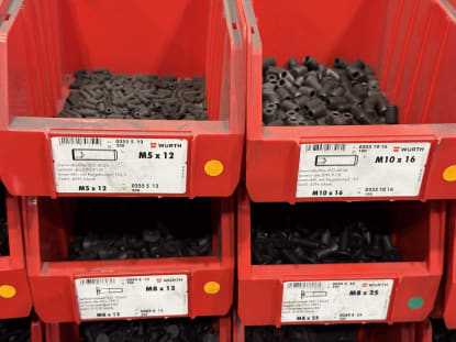 Lot of Cylinder Screws - Image 9