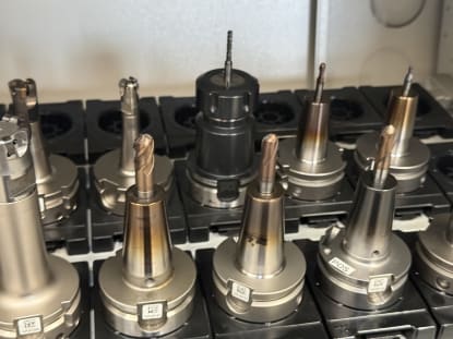 30 pcs. HSK-A63 tool holders with tools - Image 13