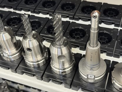 30 pcs. HSK-A63 tool holders with tools - Image 22