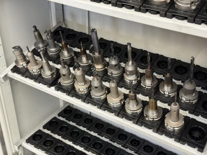 30 pcs. HSK-A63 tool holders with tools - Image 12