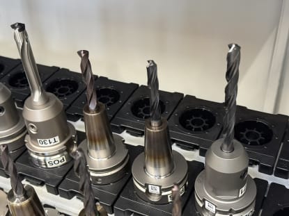 30 pcs. HSK-A63 tool holders with tools - Image 16
