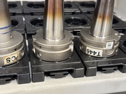 30 pcs. HSK-A63 tool holders with tools - Image 21