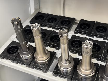 30 pcs. HSK-A63 tool holders with tools - Image 24