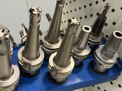 34 pcs. HSK-A63 tool holders with tools - Image 17