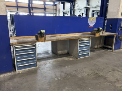 Large Workbench - Image 3
