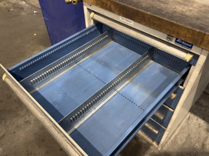Large Workbench - Image 6