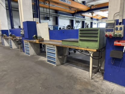 Large Workbench - Image 3