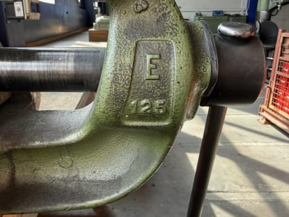 Large Workbench - Image 16