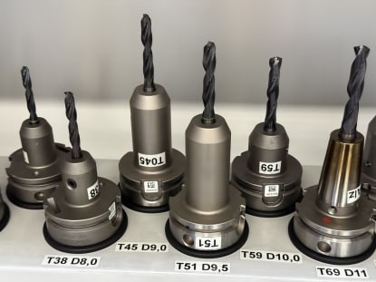 34 pcs. HSK-A63 tool holders with tools - Image 6