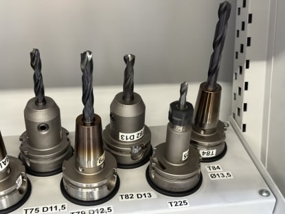 34 pcs. HSK-A63 tool holders with tools - Image 8