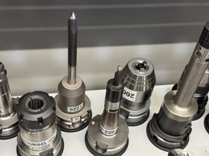 34 pcs. HSK-A63 tool holders with tools - Image 10