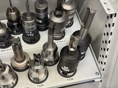 34 pcs. HSK-A63 tool holders with tools - Image 16