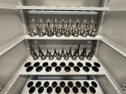 32 pcs. HSK-A63 tool holders with tools - Image 33
