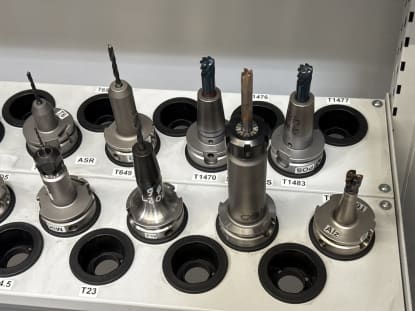 32 pcs. HSK-A63 tool holders with tools - Image 19