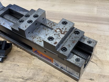 Machine vise - Image 4