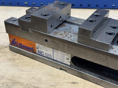 Machine vise - Image 9