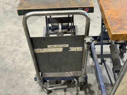 2 Scissor Lift Tables - Image 8