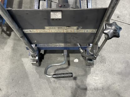 2 Scissor Lift Tables - Image 7