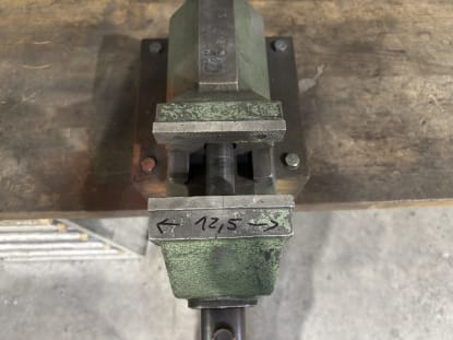 Large Workbench - Image 14