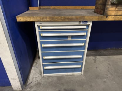 Large Workbench - Image 11