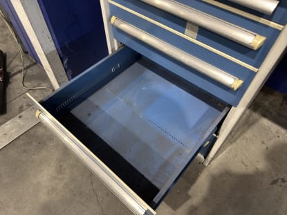 Large Workbench - Image 13