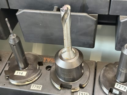 16 pcs. SK50 tool holders with tools - Image 18
