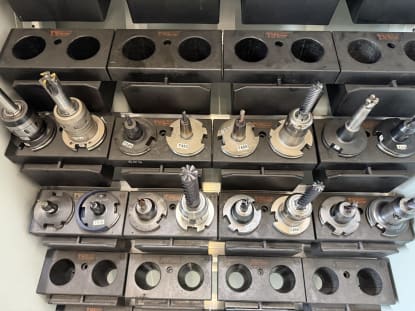 16 pcs. SK50 tool holders with tools - Image 4