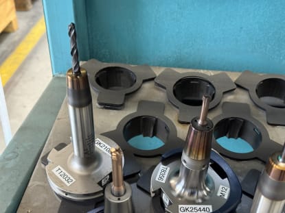 25 pcs. SK50 tool holders with tools - Image 16