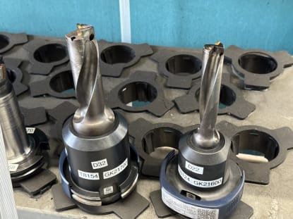 25 pcs. SK50 tool holders with tools - Image 30
