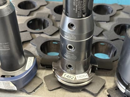 25 pcs. SK50 tool holders with tools - Image 36