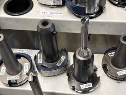 25 pcs. SK50 tool holders with tools - Image 15