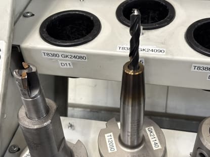 18 pcs. SK50 tool holders with tools - Image 5
