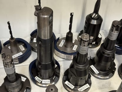 25 pcs. SK50 tool holders with tools - Image 12