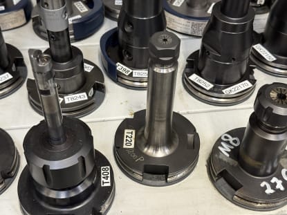 25 pcs. SK50 tool holders with tools - Image 14