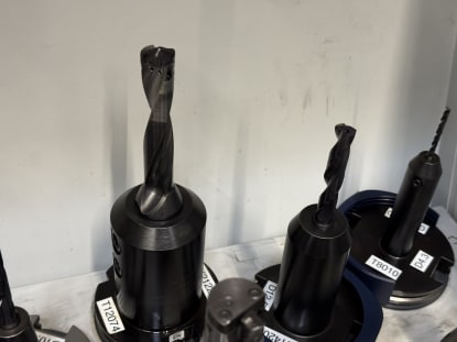 25 pcs. SK50 tool holders with tools - Image 20