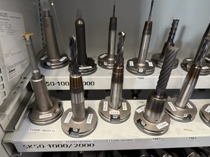 26 Stk. SK50 Werkzeugaufnahmen mit Werkzeugen - Image 2