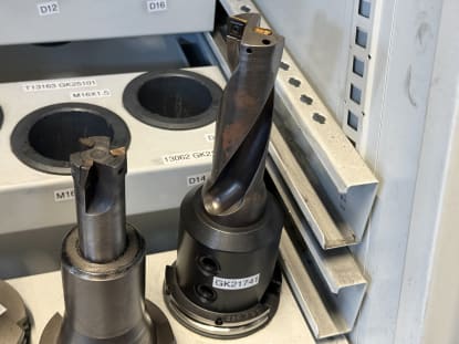 26 Stk. SK50 Werkzeugaufnahmen mit Werkzeugen - Image 45