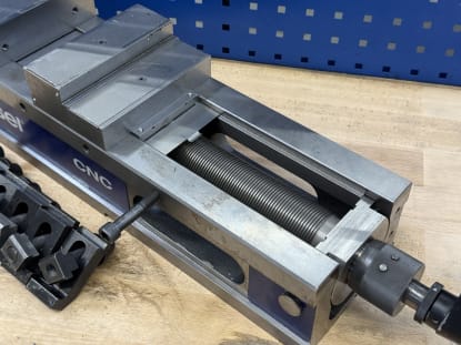 Machine vice - Image 5