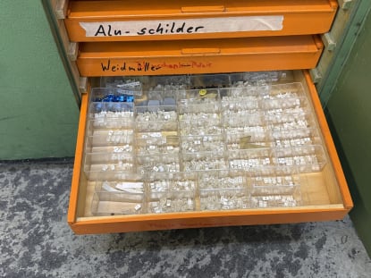 Großes Sortiment an Elektromaterialien - Image 35