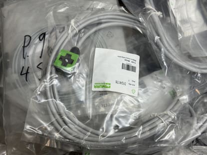 Lot of Plug Cables - Image 5