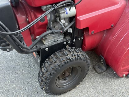 Snow Blower - Image 7