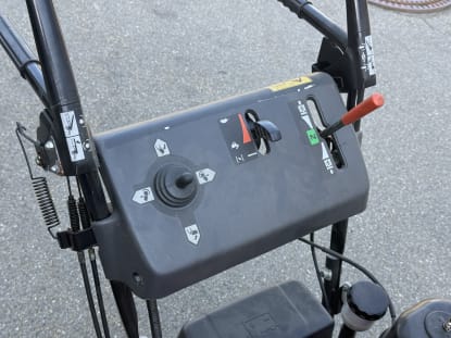 Snow Blower - Image 8