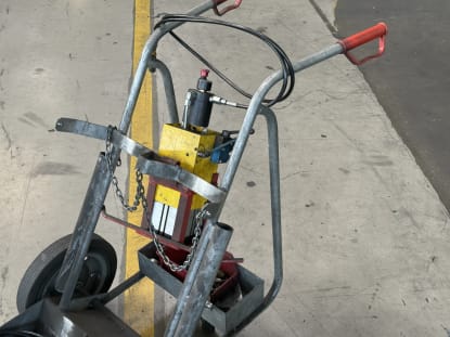Flaschenwagen + Pneumatikpumpe - Image 2