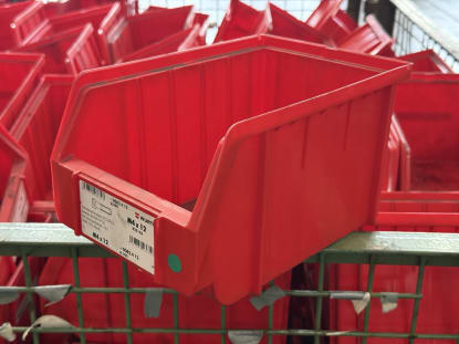 Lot of plastic boxes - Image 10