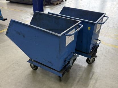 2 tipping containers - Image 5