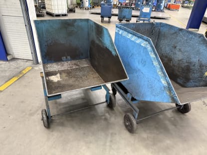 2 tipping containers - Image 2