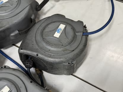 6 compressed air hose reels - Image 5