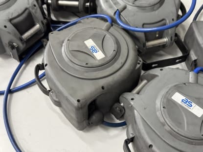 6 compressed air hose reels - Image 8
